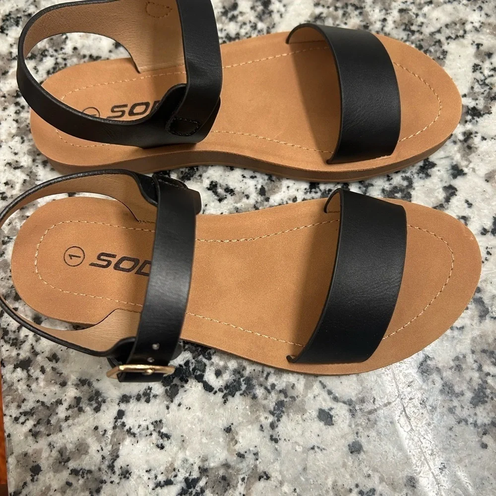 Soda Kids Black Strap Sandals